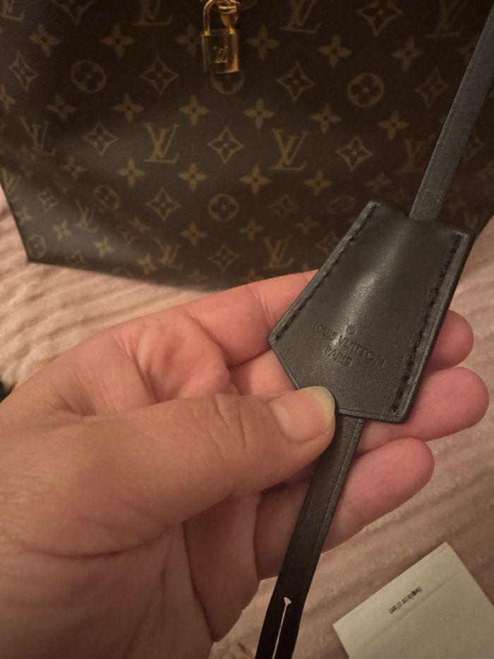 Sac louis Vuitton fower hobo - photo numéro 3