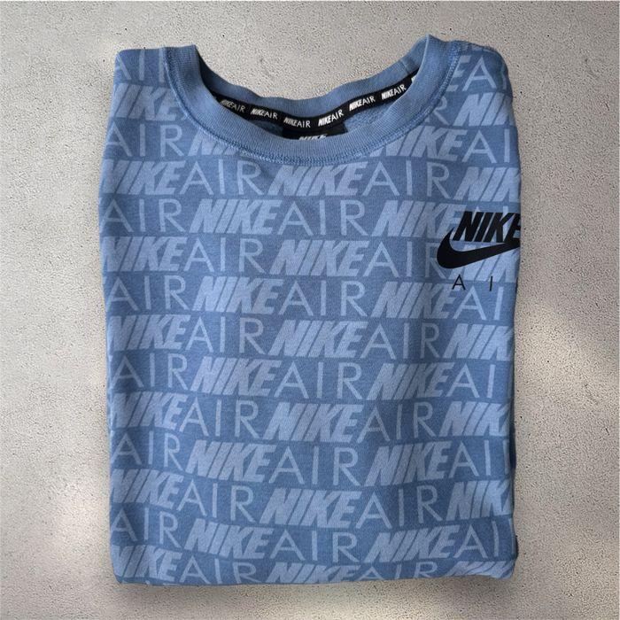 Pull Nike - photo numéro 1