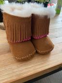 Ugg bébé fille taille 16