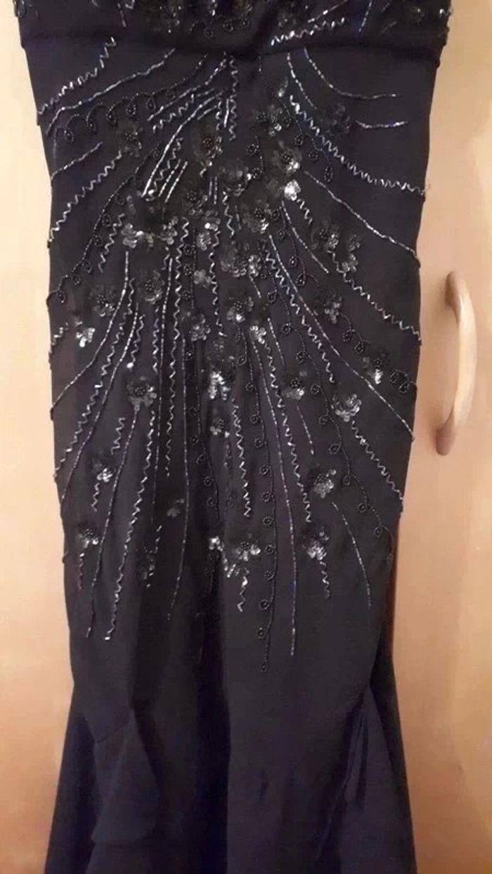 Robe de soirée noire perles brodées Apart taille 38 - photo numéro 4