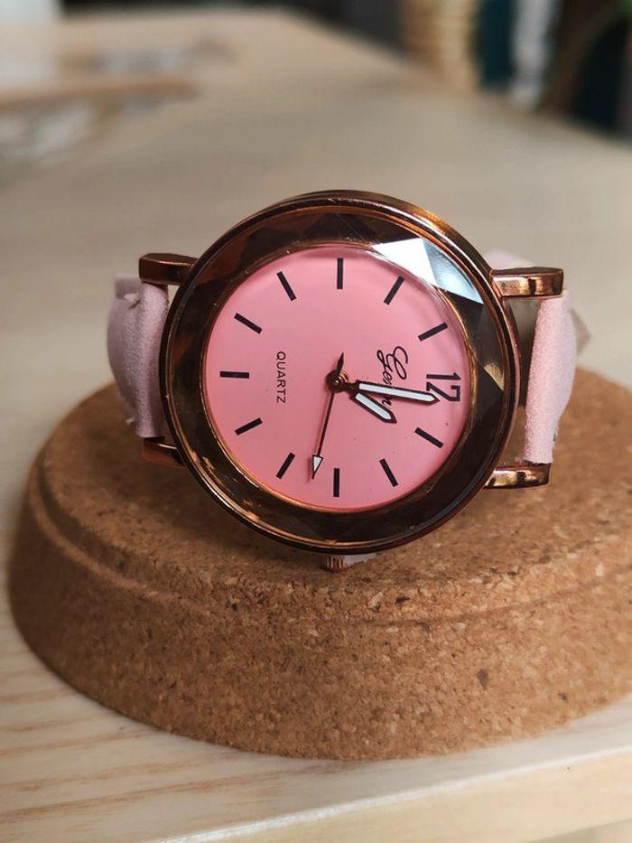 Montre ronde rose, élégante et mignonne - photo numéro 2