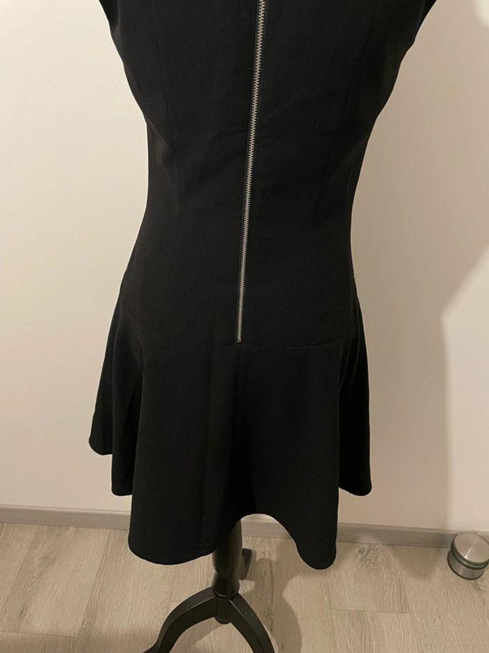 Robe patineuse bas évasé habillé chic noir sans manche col rond camaïeu taille 38 - photo numéro 6