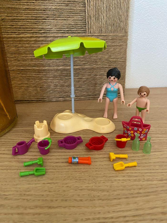 Lot de Playmobil à la plage