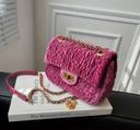 Sac bandoulière ''velours de Roses'' imitation ''Chanel''