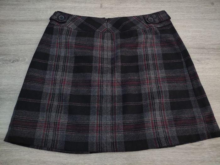 Jupe noire/grise/ bordeaux à carreaux tartan taille 40 - photo numéro 2