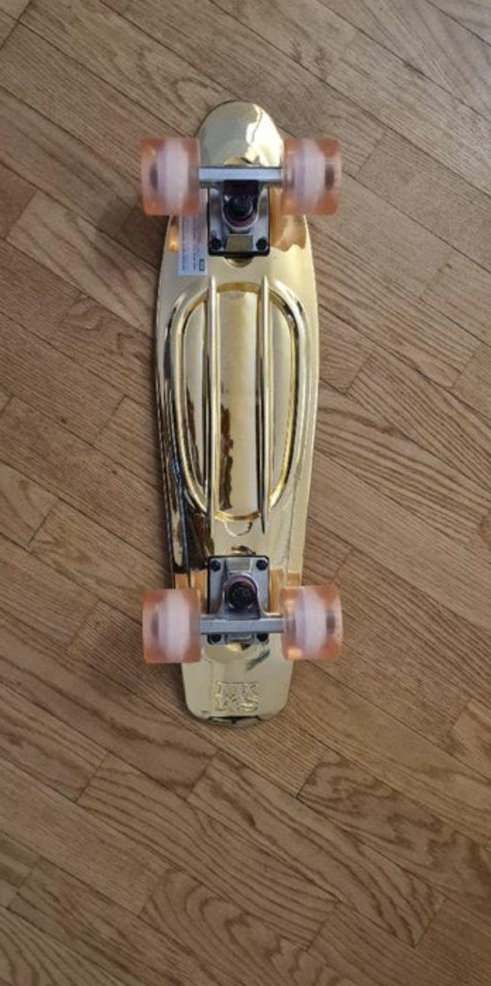 SKATEBOARD GOLD IKKS - photo numéro 3