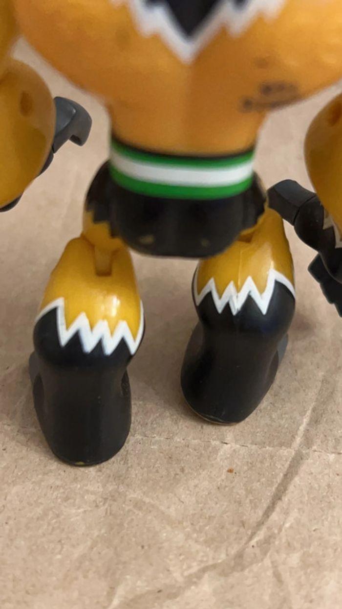 Bandai 2012 - Ben 10 - Rare figurine Shocksquash 10cm x 7cm - photo numéro 10