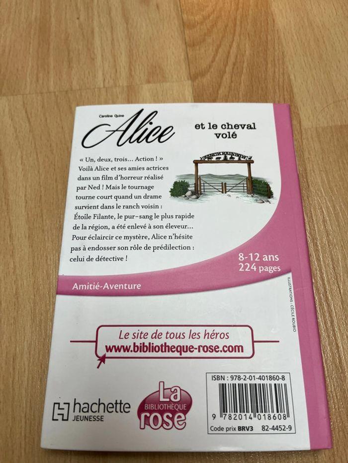 Livre Alice et le cheval volé bibliothèque rose - photo numéro 2