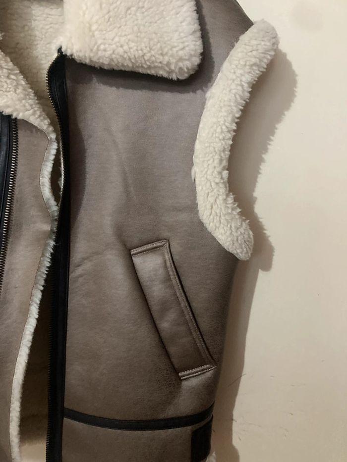 Veste sans manches stradivarius taille Xs - photo numéro 7