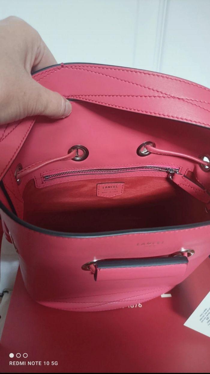 Sac Le Huit de Lancel cuir lisse framboise neuf - photo numéro 5