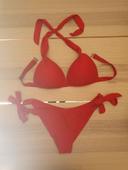 Maillot de bain rouge