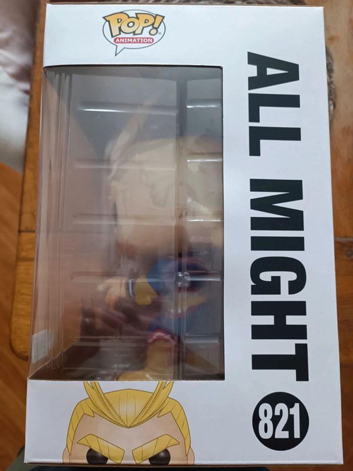 Funko all might gitd 10" - photo numéro 2