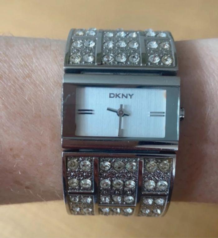 Montre femme DKNY - photo numéro 1