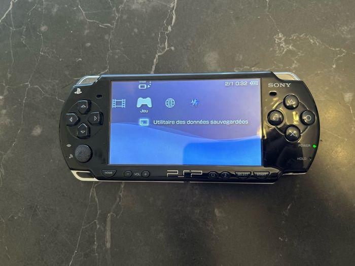 Psp + 50 jeux + 3300 jeux rétro ( crack , craquer , cracker, crackée ) - photo numéro 2