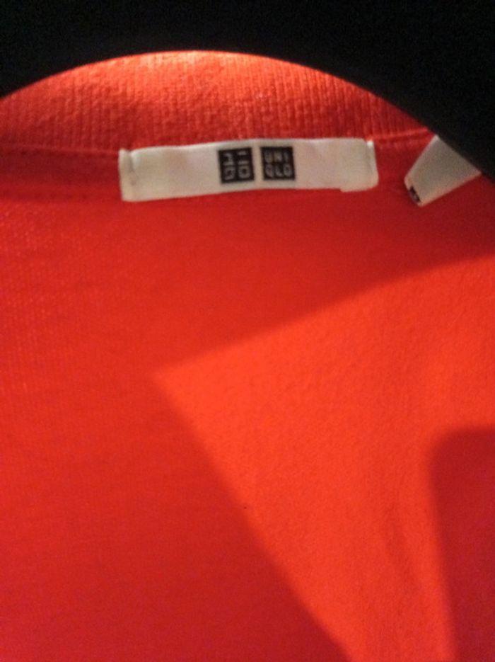 Polo rouge et blanc Uniqlo - photo numéro 3