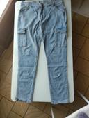 Jean cargo homme xl tout neuf jamais porté