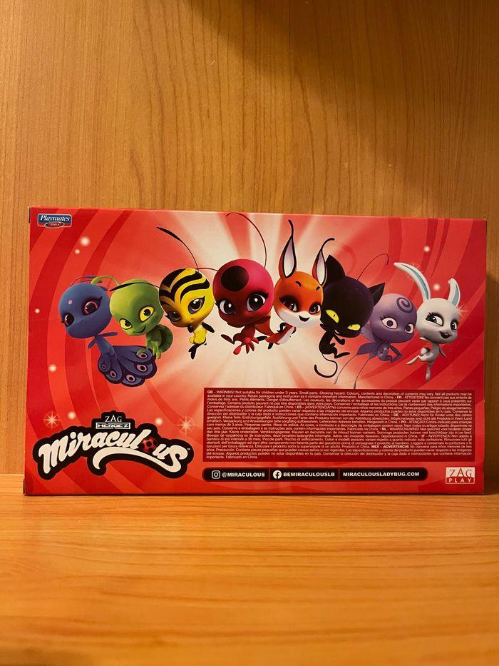 Coffret 8 Kwamis miraculous neuf - photo numéro 2