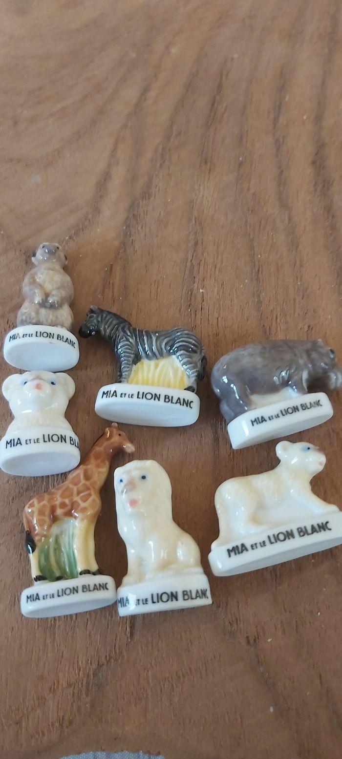 Lot de 7 fèves Mua et le lion blanc