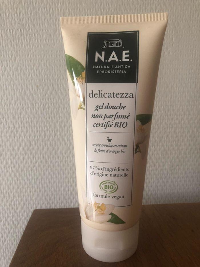 Nae Gel douche Bio / Vegan 200ml enrichie à la fleur d’oranger Bio - photo numéro 1