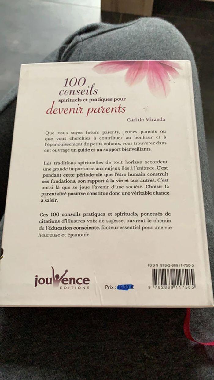 Livre devenir parents comme neuf - photo numéro 2