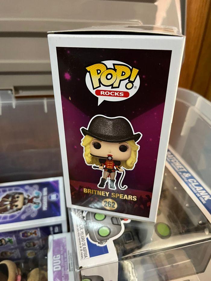 Funko pop britney spears circus chase 262 - photo numéro 3