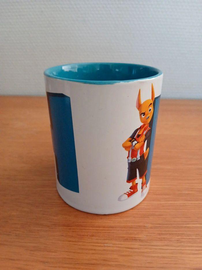 Lot tasse walibi h et p - photo numéro 3