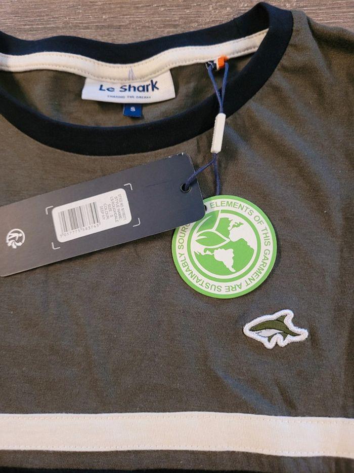 T-shirt Le Shark Manches Longues Taille S Neuf avec étiquette - photo numéro 5