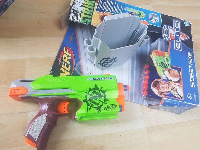 Nerf Zombie Strike + rangement ceinture + 8 fléchettes. - photo numéro 2