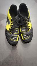 Chaussures de foot à crampon Puma pointure 46