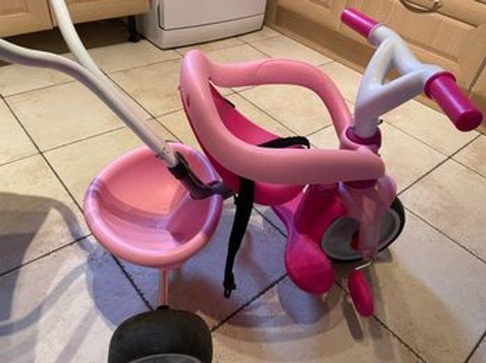 Vélo tricycle à pousser smoby rose - photo numéro 2