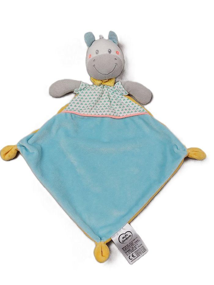 Doudou plat âne girafe cheval MOTS D'ENFANTS LECLERC bleu jaune blanc foulard - photo numéro 1