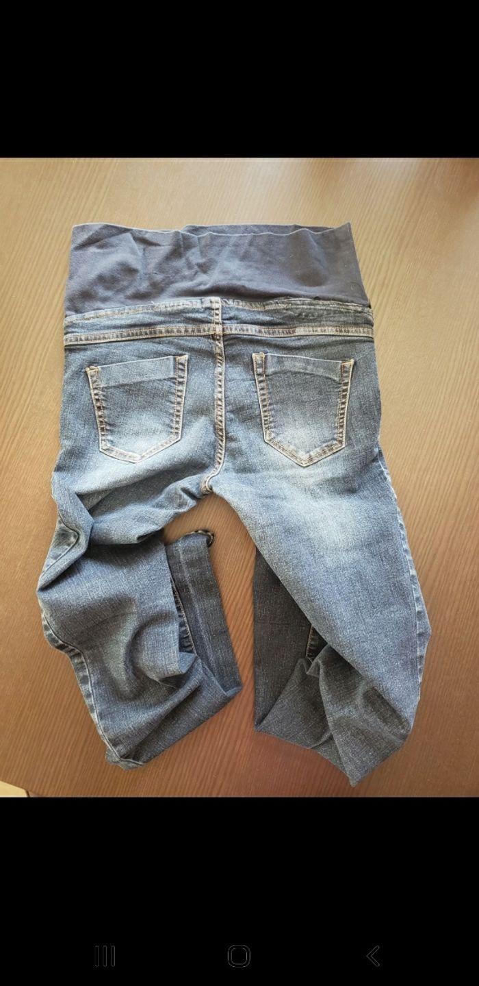 Jeans de grossesse La Halle t.38 - photo numéro 3