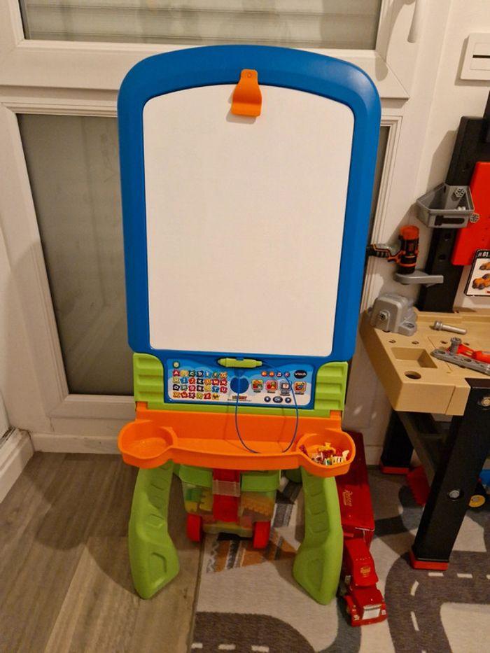 Tableau interactif Vtech - photo numéro 1