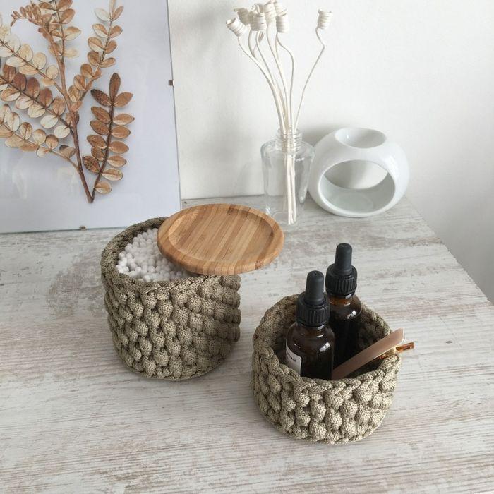 Cadeau Noël, paniers de salle de bain, pots de maquillage table chevet - photo numéro 6