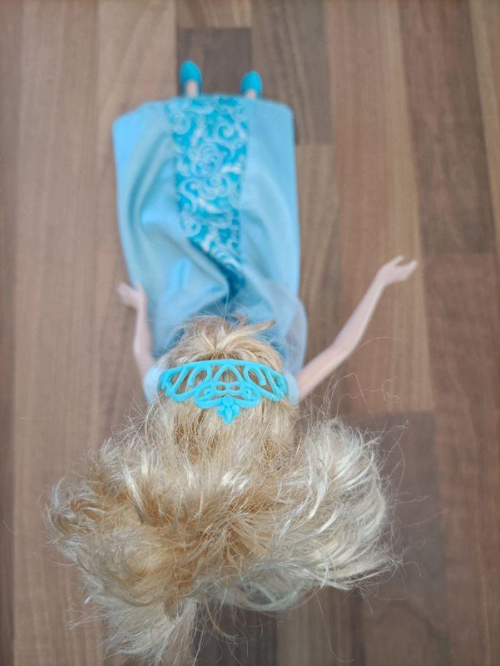 Barbie Cendrillon n°2 - photo numéro 3