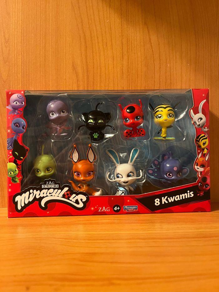 Coffret 8 Kwamis miraculous neuf - photo numéro 1