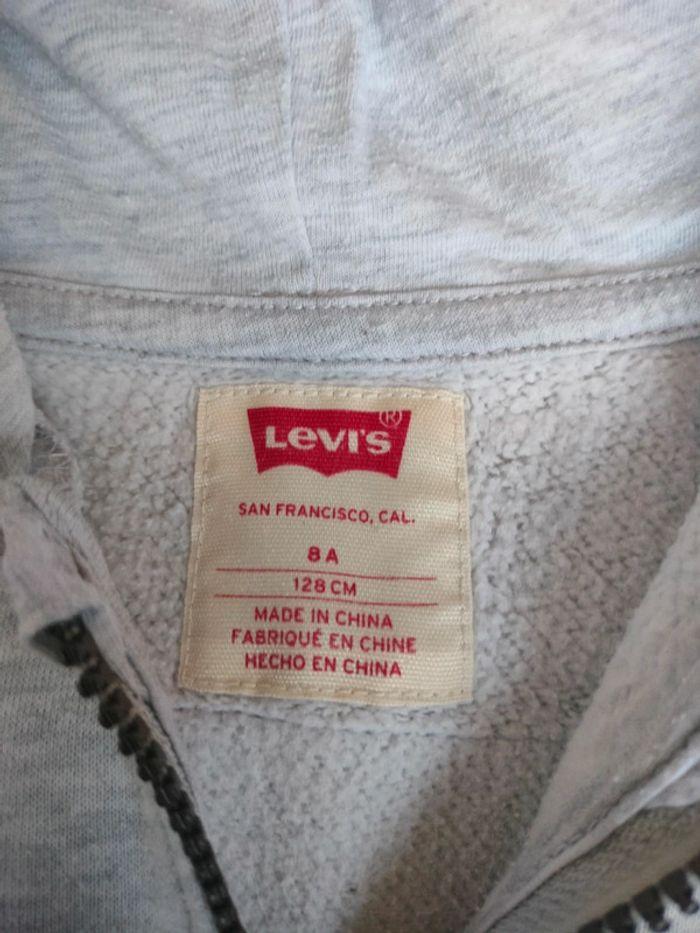 Pull levis - photo numéro 2