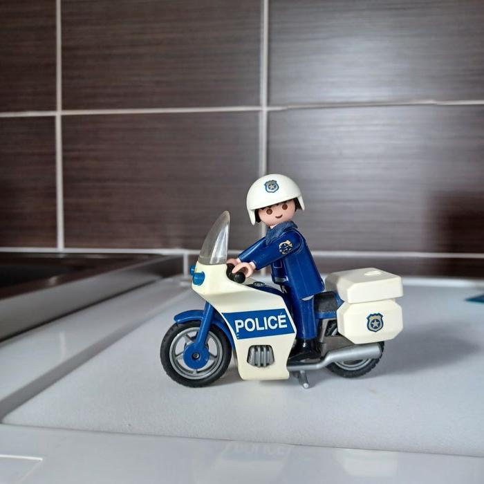 Lot playmobil 71092 policier et quad +autres policiers et moto - photo numéro 4