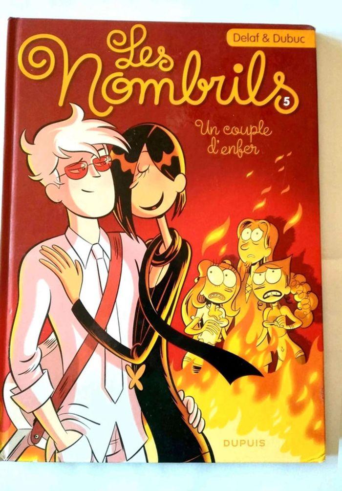 Les  Nombrils  Tome  5  Un  couple  d'enfer - photo numéro 1