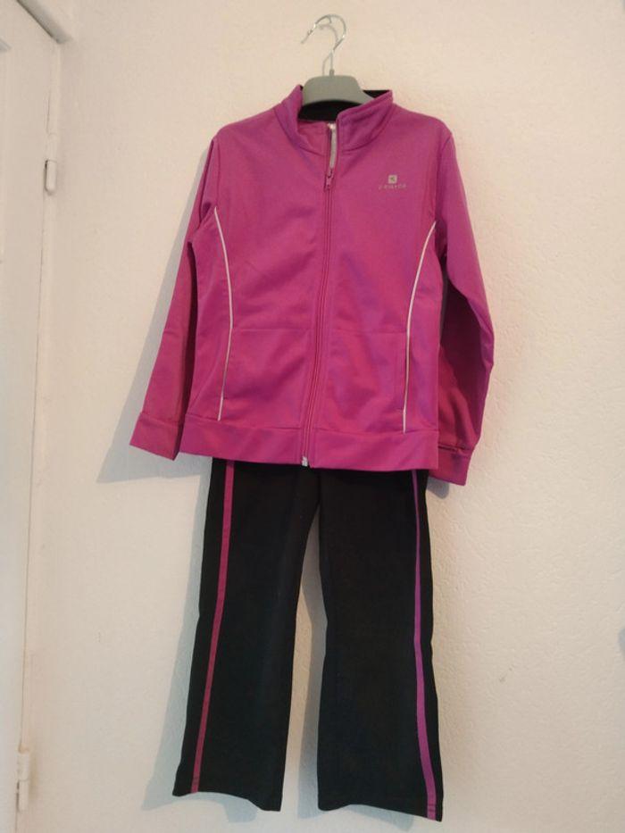 survetement veste + pantalon decathlon 5 ans fille