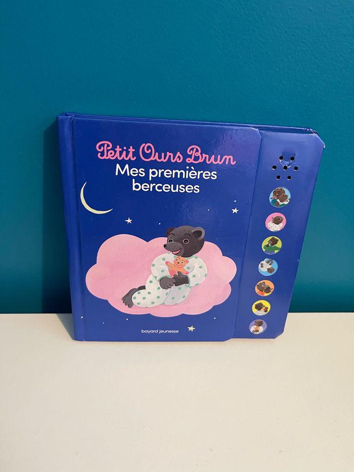 Livre sonore petit ours brun les premières berceuses - photo numéro 1