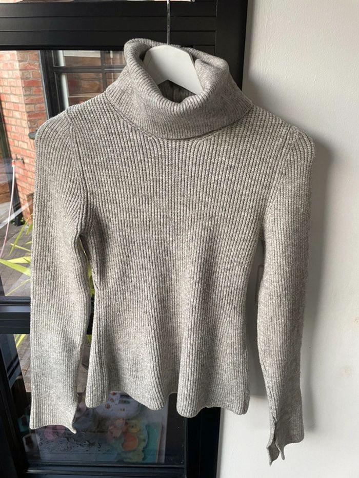 Pull gris Zara - photo numéro 1