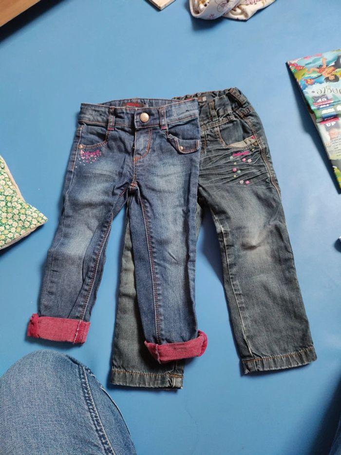 Lot deux jeans Catimini fille 2ans - photo numéro 1