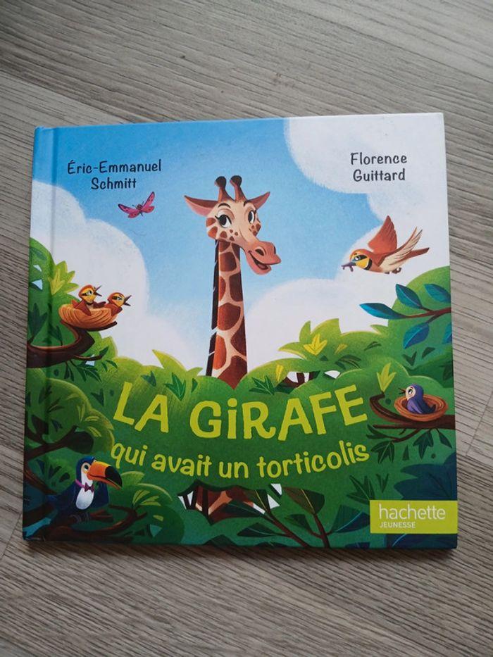 Livre enfants La girafe 🦒 qui avait un torticolis - photo numéro 1