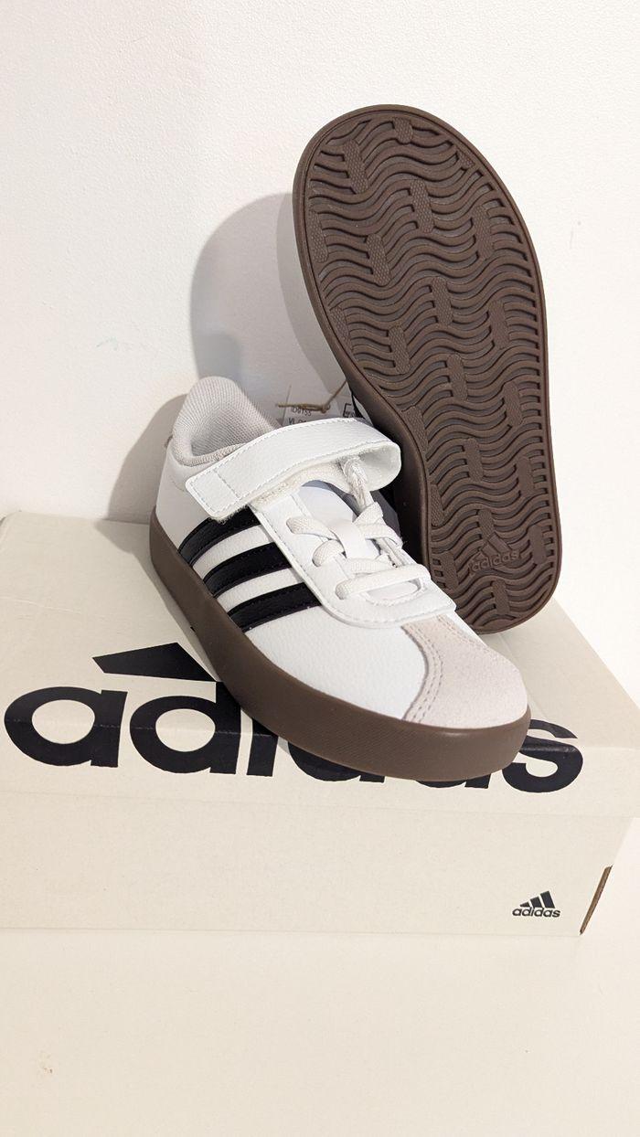 Sneakers Adidas enfant mixte 31 - photo numéro 9