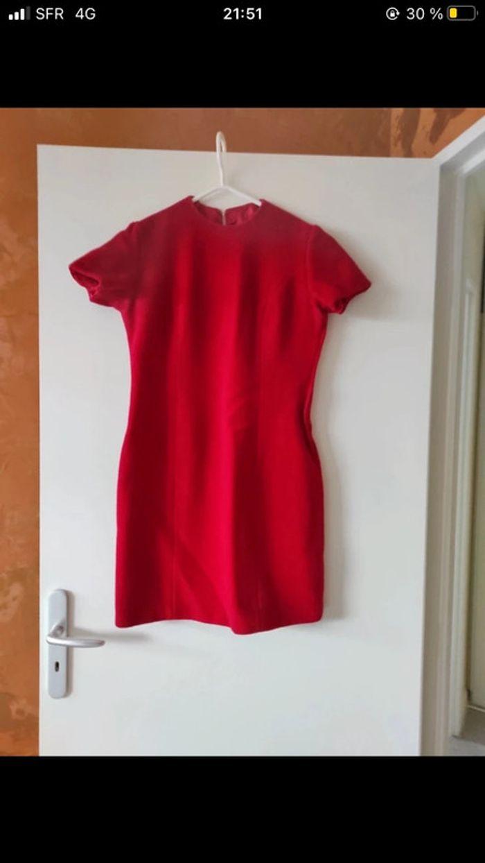 robe rouge chaude - photo numéro 1