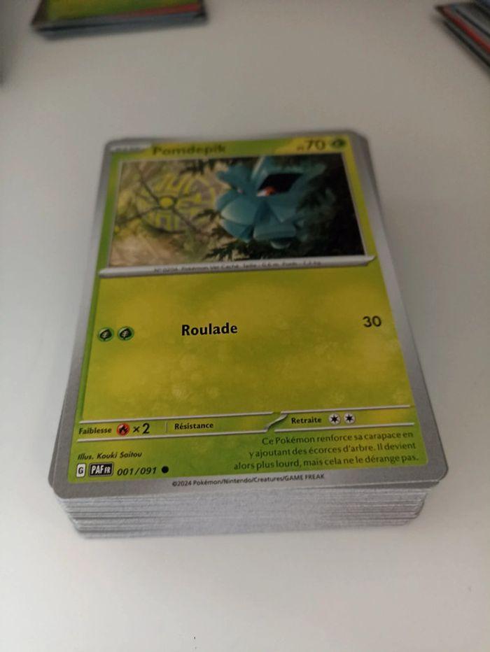 Lot 62 cartes Pokémon EV4.5 - photo numéro 1