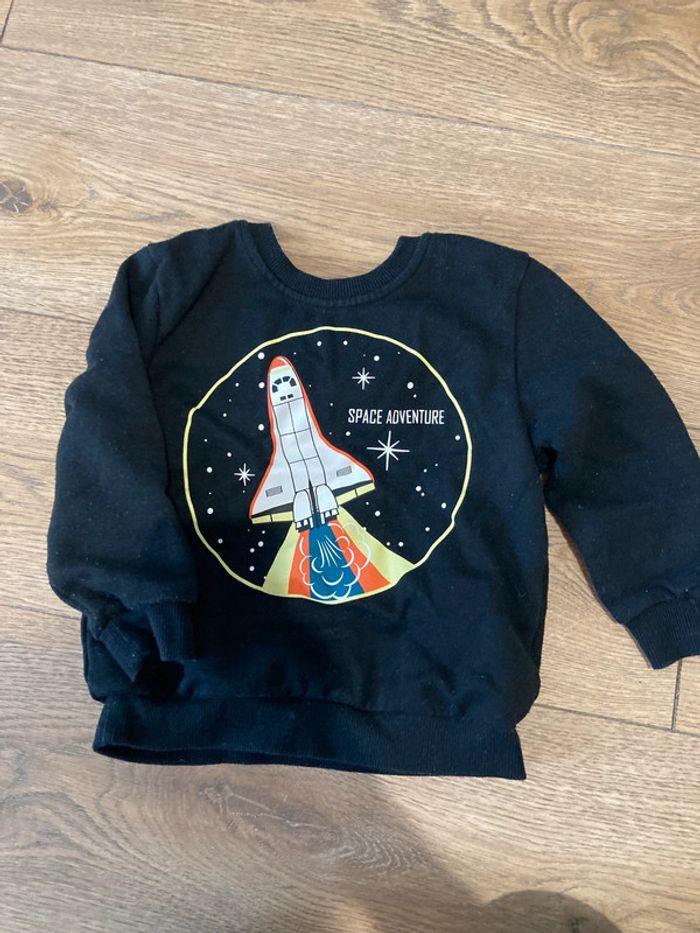 Sweat-shirt primark 2-3 ans - photo numéro 1