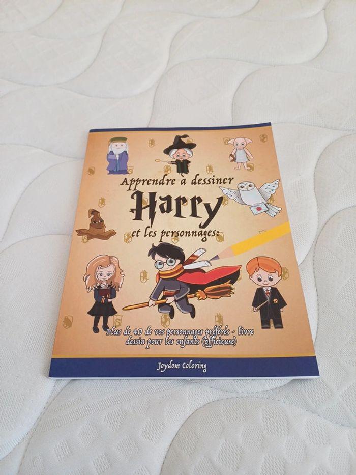 Livre dessin harry Potter neuf - photo numéro 1