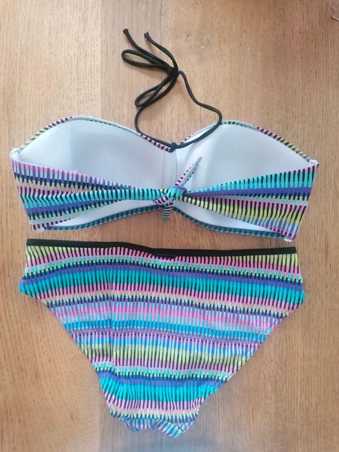 Maillot de bain 2 pièces - photo numéro 2